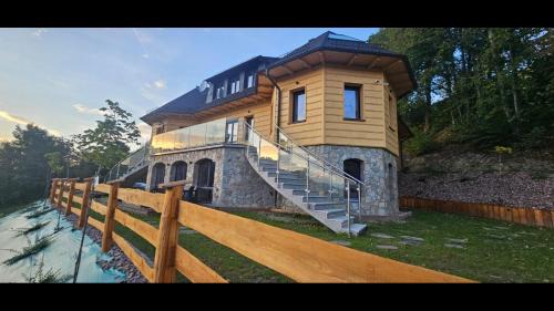 Limanowa Apartamento | Villa na pagórku Limanowa