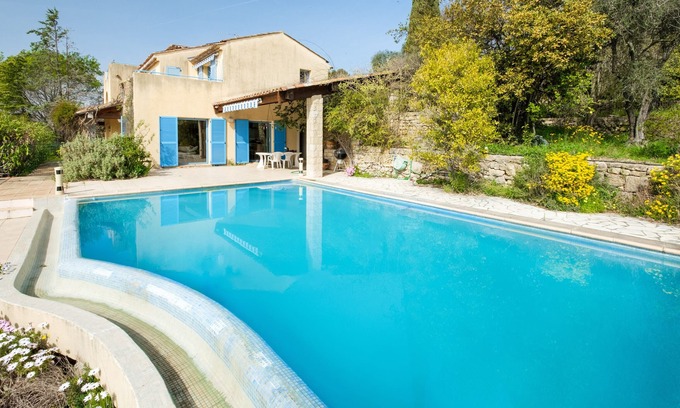 Chateauneuf-Grasse Apartamento | Villa 'Numéro 2' tranquila, piscina privada y Wi-Fi HD