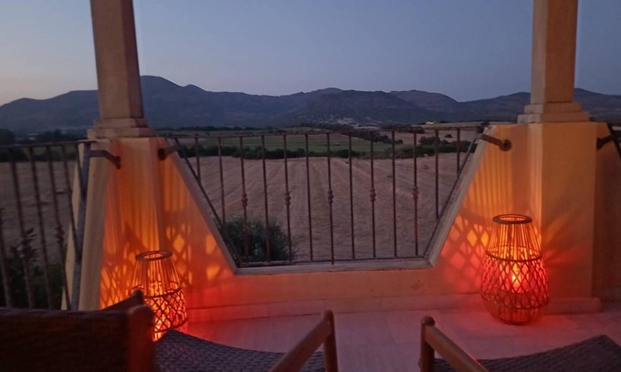 Tratalias Apartamento | Villa Oleandri en Ogoz con vistas espectaculares y piscina