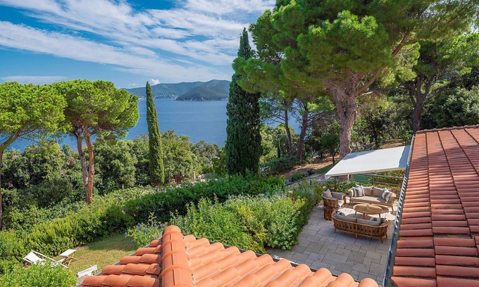 Bagno-Sprizze Villa | Villa Ondina - Isola d'Elba