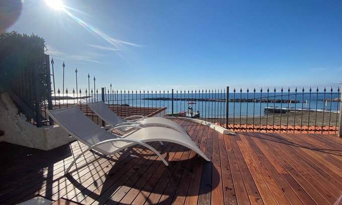 Sanremo Casa | VILLA RITA SEA FROT VIEW