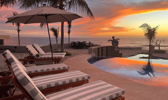 El Pescadero Villa | Villa de lujo frente al mar "Villa Rocas"