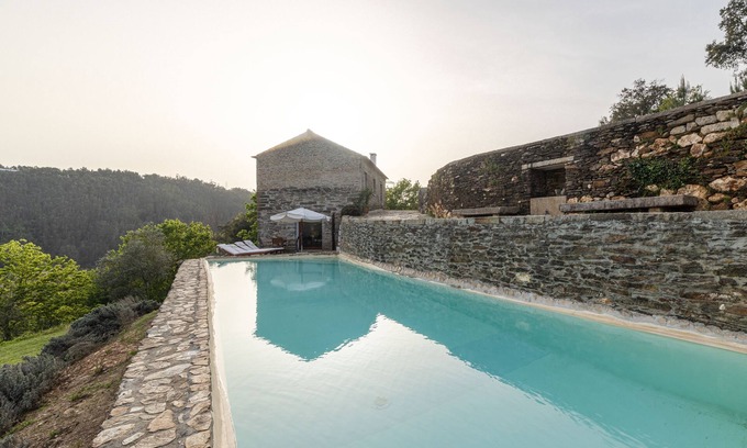 Esposade Chalet De Esquí | Villa San Sebastián con piscina y cerca de la naturaleza. lugar agradable