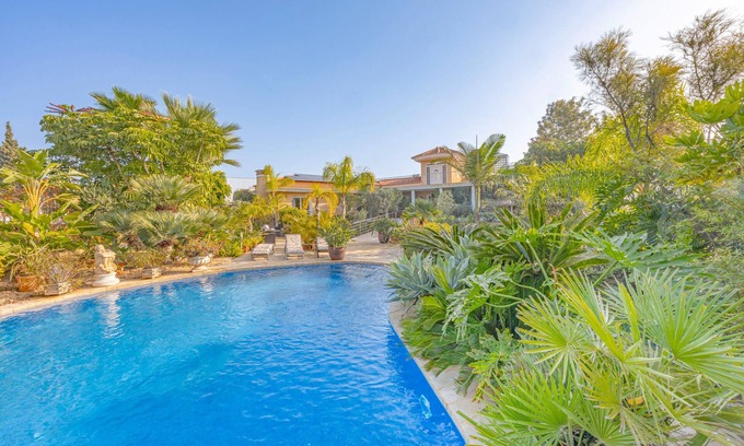 L'Alfas del Pi Villa | Villa 'Sconto' con vistas a la montaña, Wi-Fi y aire acondicionado