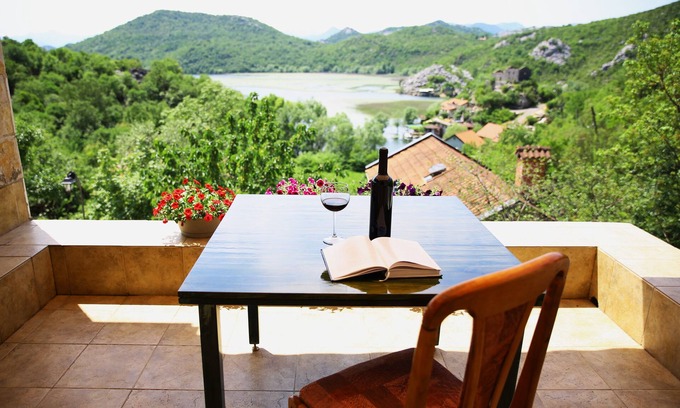 Donje Polje Villa | Lago Villa Skadar, Karuč