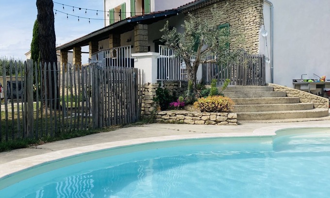Pujaut Casa | Villa Taeo in Provence