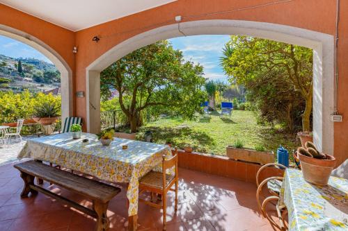 Finalborgo Villa | Villa Teresa a due passi da Finalborgo