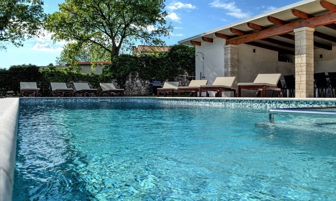 Glavani Casa | Lujosa villa para unas vacaciones familiares activas con piscina de sal