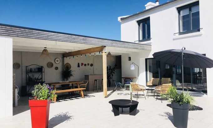 Plouneour-Trez Casa | Villa Ty Laouen, 8 persons, beach 400m away