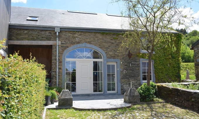 Gembes Casa | Amplias vacaciones en Bièvre