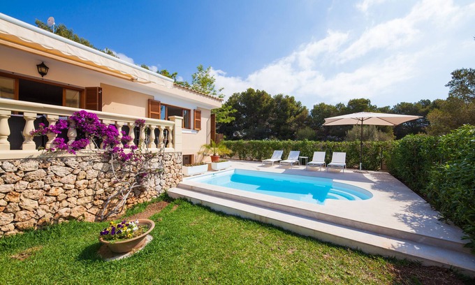 Cala Mandia Casa | CHALET CON PISCINA SITUADO ENTRE LAS PLAYAS DE CALA MENDIA Y CALA ANGUILA