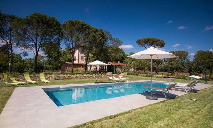 Le Piazze Villa | Villa con piscina, 7 dormitorios, en el campo toscano entre Cortona y Arezzo.