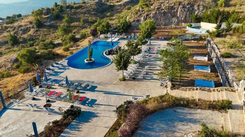 Mrouj Casa | Villagio Resort in Zaarour