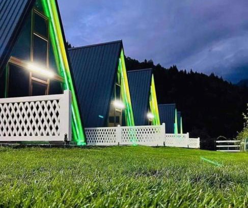 Pejë Chalet De Esquí | Villat Grand