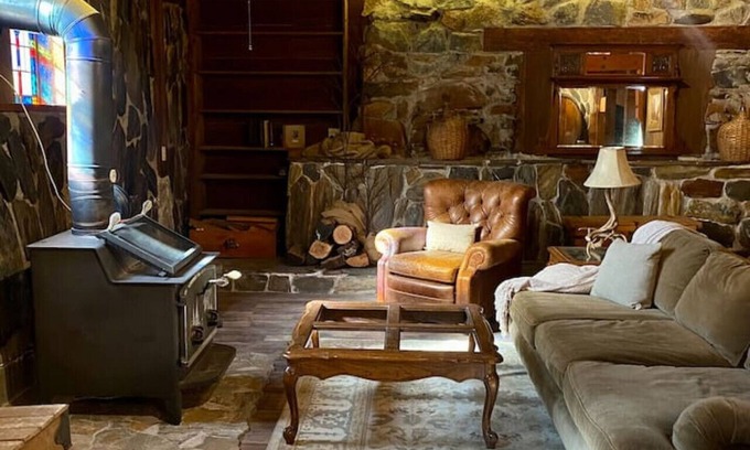 Amador City Apartamento | Vintage 1857~Stone & Beam Cellar