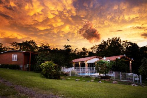 Independencia Cabina | Vista Alegre Natural Resort - Bungalows