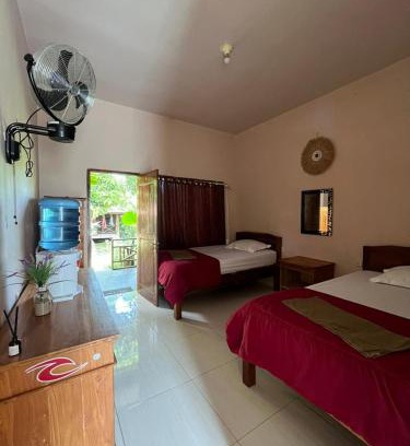 Hu'u Casa | Vivian's Lakey peak homestay