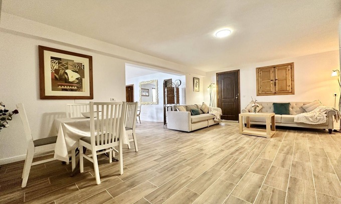 Las Arenas Apartamento | Vizcaina - Zumaque by TOR