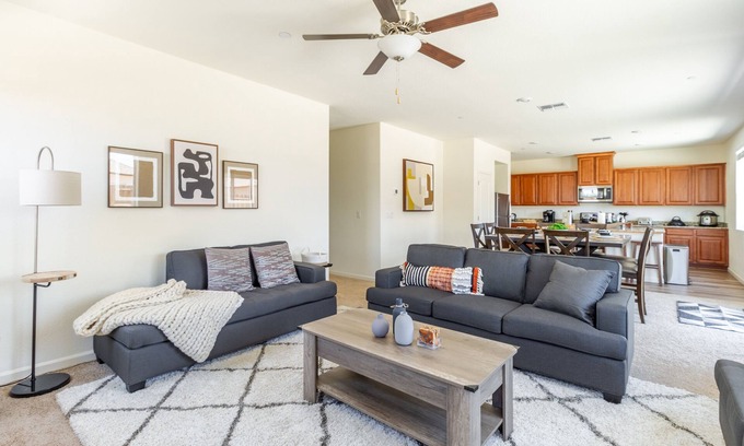 Linda Casa | Voyage on to your minimalistic getaway