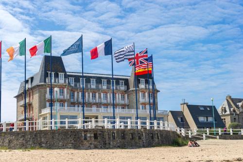 Saint-Cast-le-Guildo Hotel | VTF L'Hotel Des Bains