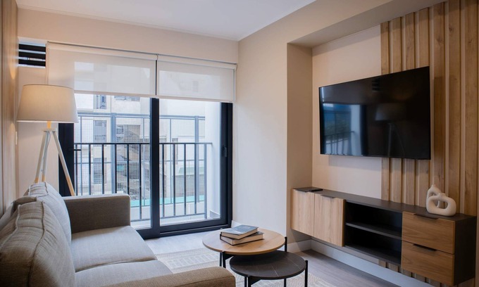 Leuro Apartamento | w Impressive 1BR w Balcony in Miraflores