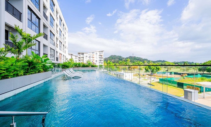 Panama City Apartamento | w Splendid 1BR in the Heart of Centriqo