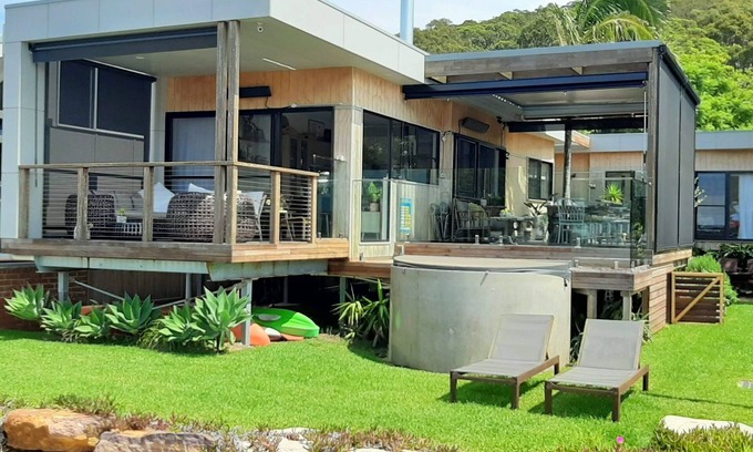 Pretty Beach Central Coast Casa | Waggy Waterfront Retreat #waggywaterfront Playa bonita