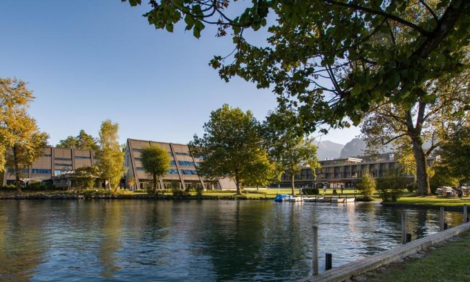 Gwatt Hotel | Waldhaus*** Hotel im Deltapark Vitalresort