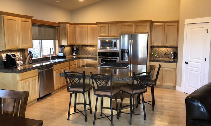 Westbrook Meadows Casa | ¡La meca del ciclismo de montaña y esquí de Mt Bachelor!