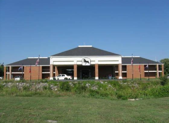 Lewisburg Hotel | Walking Horse Lodge