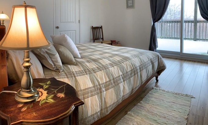 Sainte-Ann-des-Lacs Casa | Warm House in Sainte-anne-des-lacs