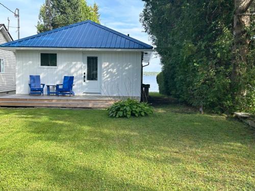 Victoria Road Casa | Water Front Cottage - Balsam Lake