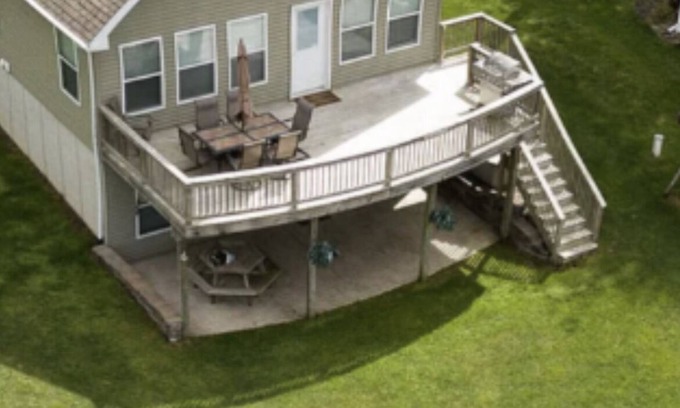 Kendall Casa | Water front EVERYTHING LAKE LIFE HAS TO OFFER FAMILY FRIENDLY