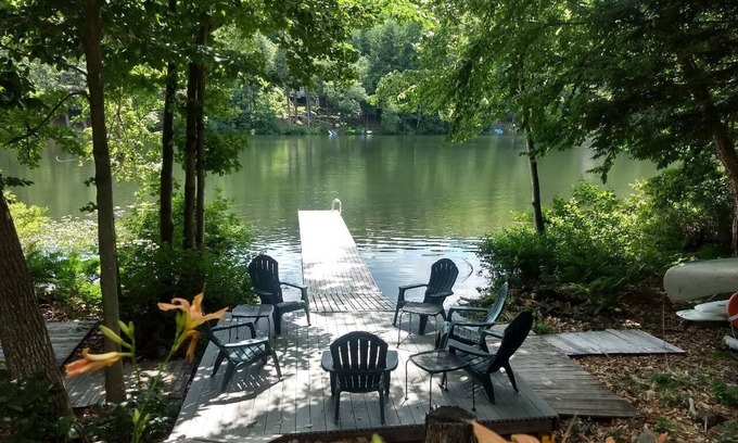 Newbury Casa | Waterfront Cottage, Confort moderno