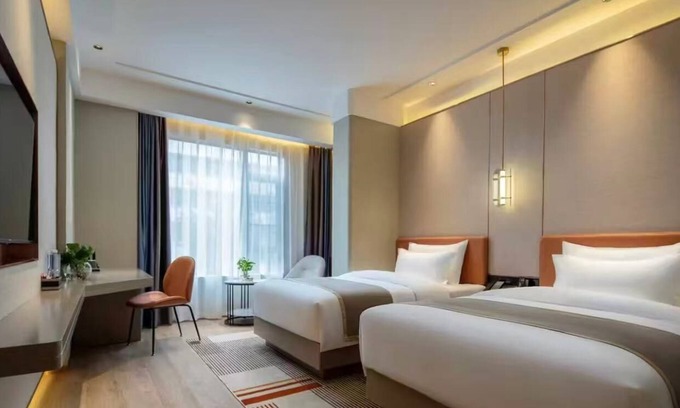 Kai Fu Hotel | Weiru Hotel