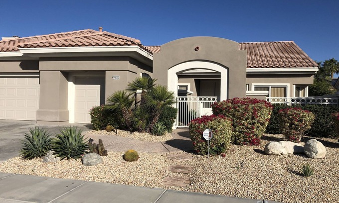 Desert Palms Casa | ¡Bienvenido a Bougainvillea Desert Retreat!