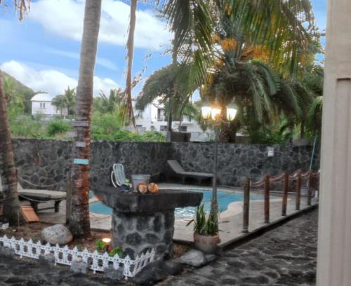 La Gaulette Villa | Welcoming villa with sea, mountain, and garden views