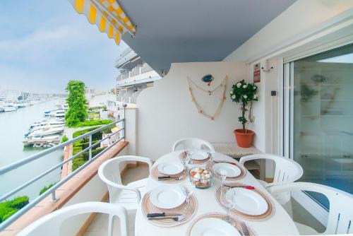 Santa Margarida Apartamento | WELCS APARTAMENTO 246 EMP con vistas al canal