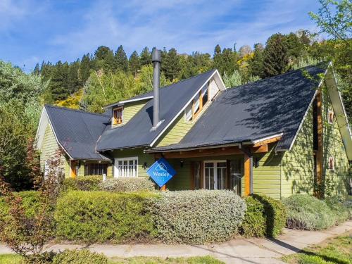 Lanin National Park Hotel | Wesley House Hosteria Boutique