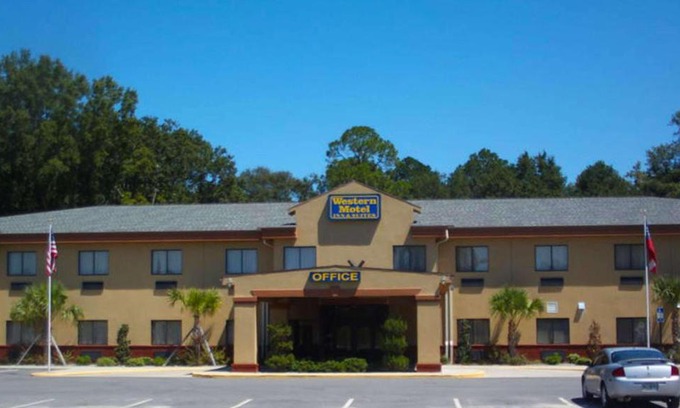 Hazlehurst Hotel | Western Motel Inn and Suites Hazelhurst