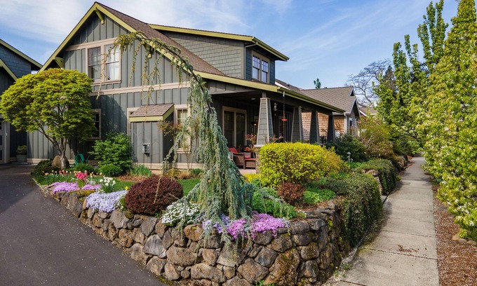 Hood River Casa | Westside Hood River! Great Location!