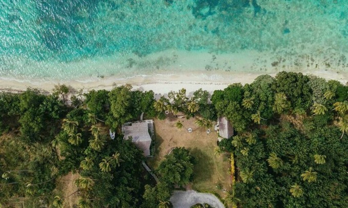 Siviri Villa | Whispering Palms - Two Absolute Beachfront Bungalows