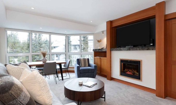 Blackcomb Hotel | Whistler Premier - Le Chamois - Firma 1 dormitorio # 210