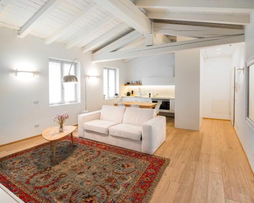 Crema Apartamento | White Moon crema & Parking