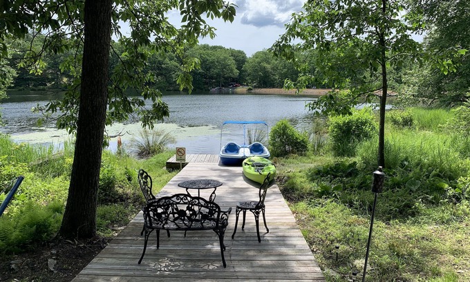Bushkill Casa | Cisne blanco junto al estanque HotTub 3800sqft Moderno SsMook Home Water Front