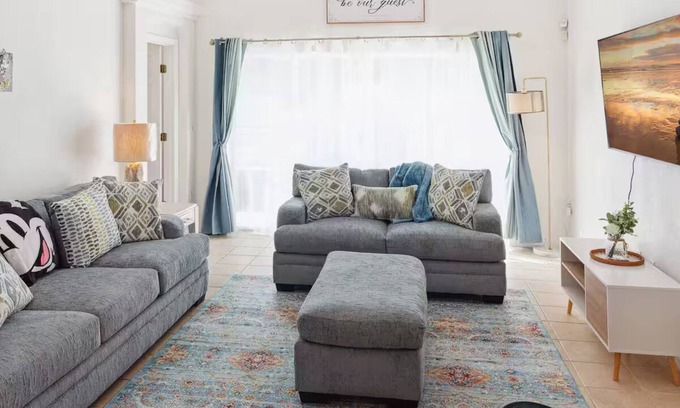 Vizcay Casa | Why stay in a hotel when you can have this entire home for your next gateway.