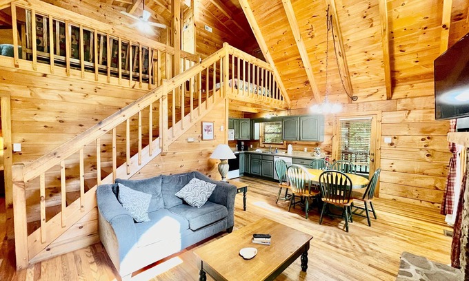 Townsend Cabina | Willow Creek