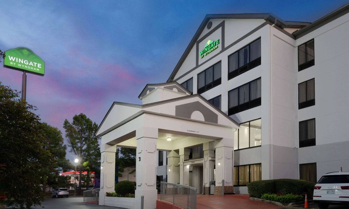 Ellendale Hotel | Wingate by Wyndham Memphis East