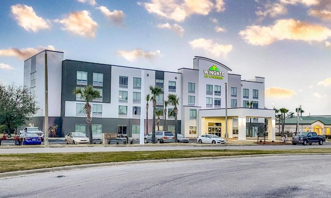 Lynn Haven Hotel | Wingate by Wyndham Panama City Area Lynn Haven
