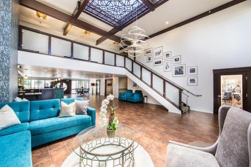 Solana Beach Hotel | Winners Circle Resort